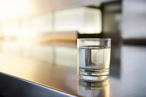 趙皖平代表建議：加快可靠飲用水源建設(shè)，確保農(nóng)村飲水安全